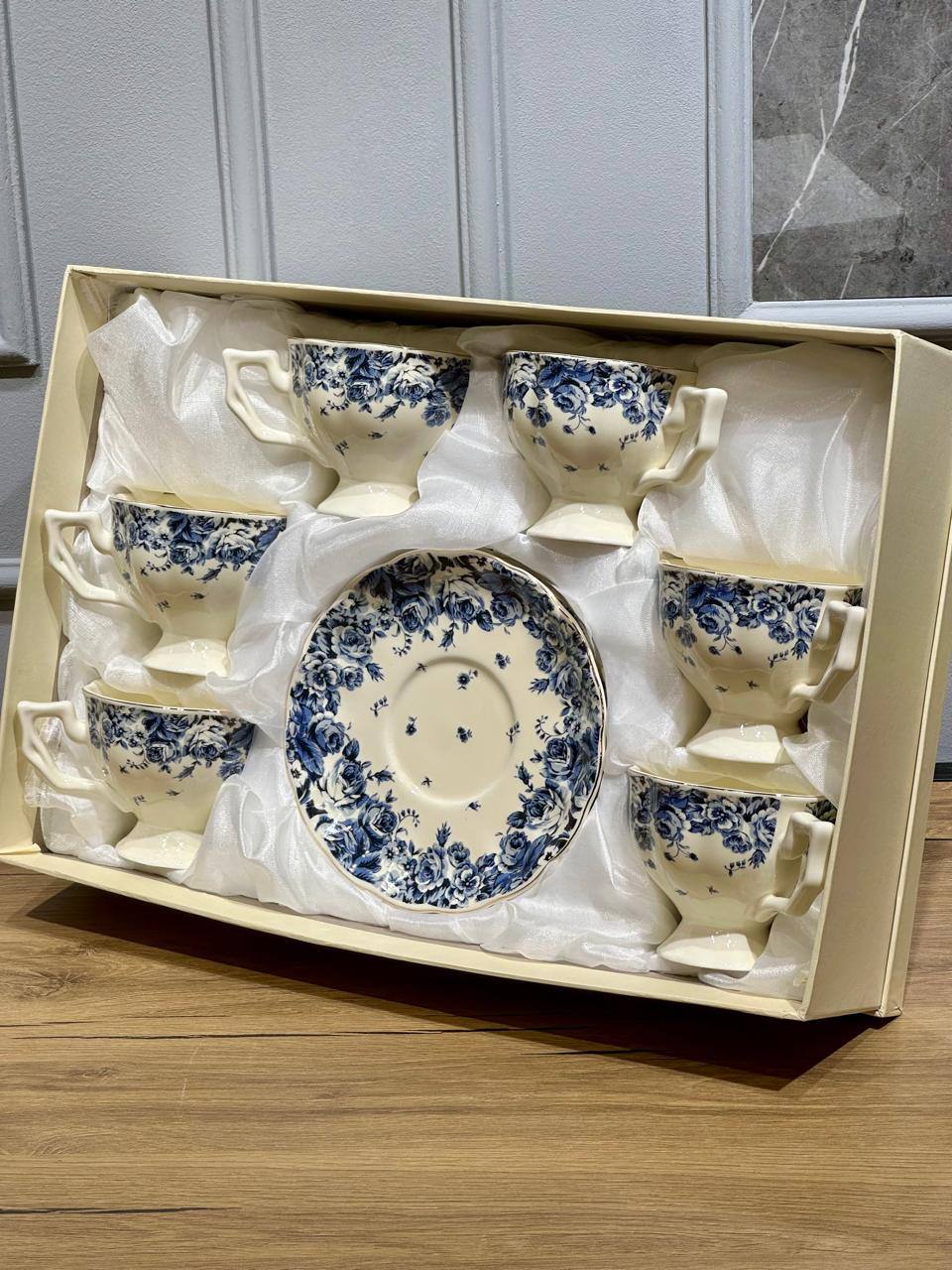 Tea Cups Set